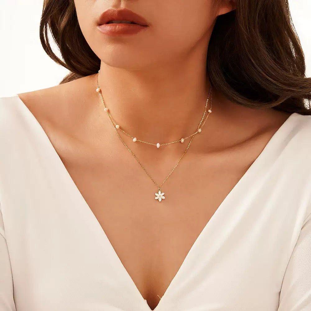 Petite Bloom – Pearl Double Chain & Daisy Pendant Necklace