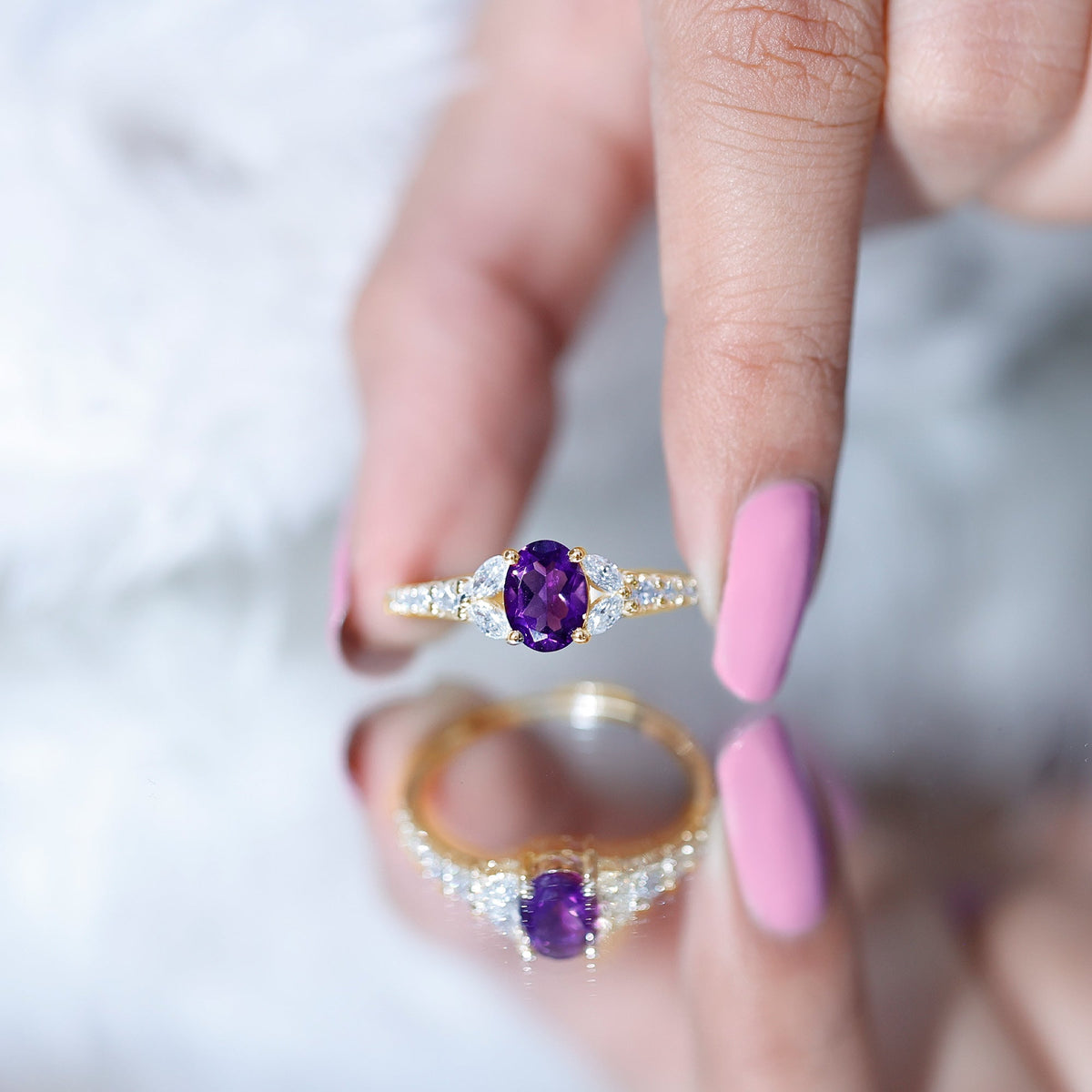Oval Amethyst & Lab-Grown Diamond Split Shank Ring