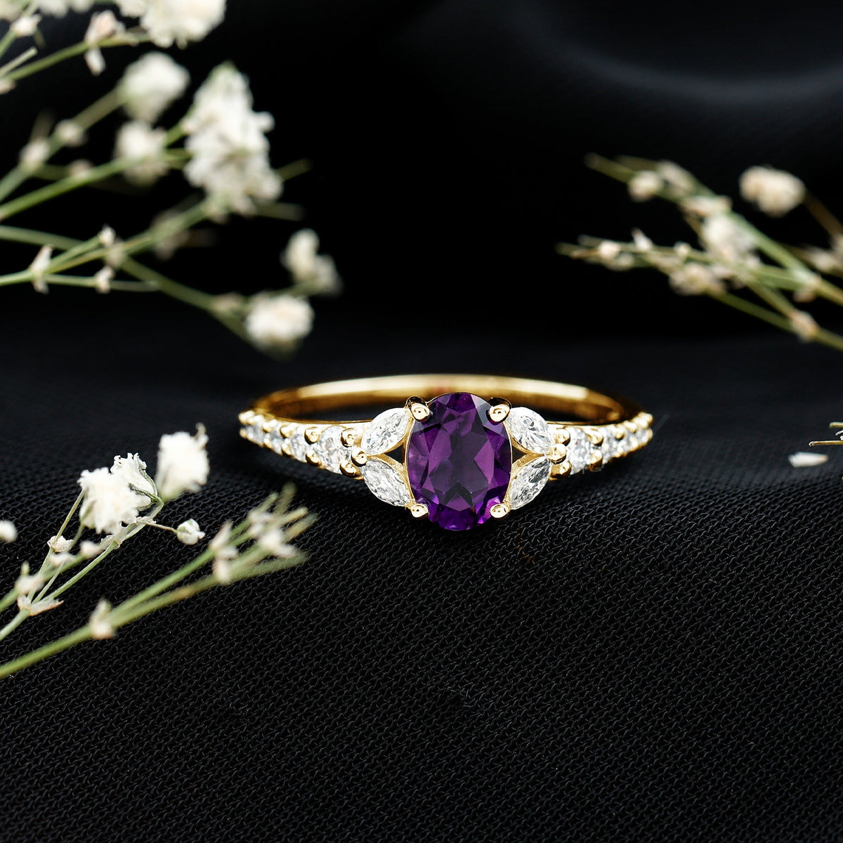 Oval Amethyst & Lab-Grown Diamond Split Shank Ring