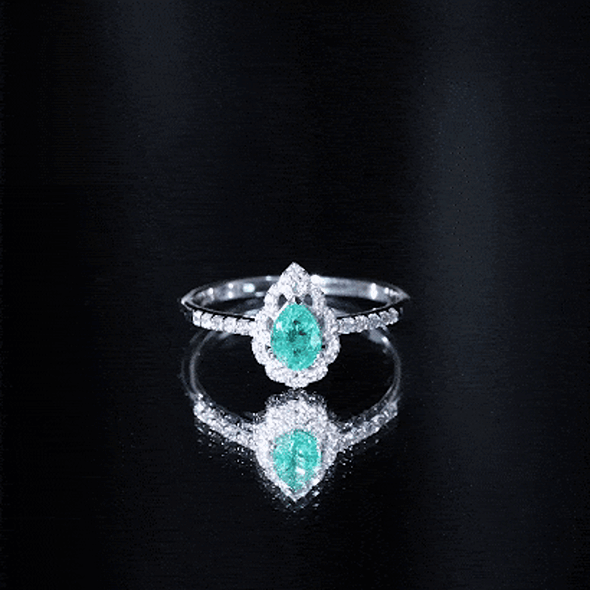 Pear-Shaped Emerald Nature Engagement Ring with Diamond