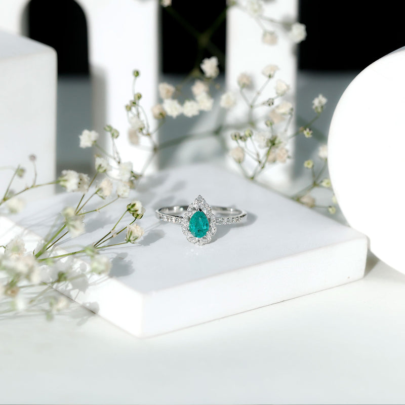 Pear-Shaped Emerald Nature Engagement Ring with Diamond